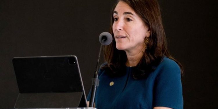 Fed üyesinden endişeli açıklama: Zorluklarla karşı karşıyayız