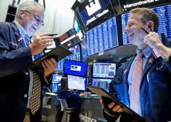 New York borsasında Dow Jones, S&P 500 ve Nasdaq rekor tazeledi