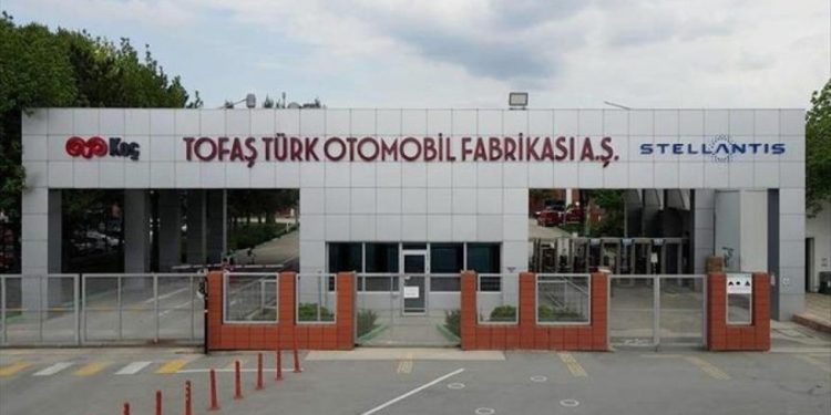 Tofaş ve Stellantis arasında üretim sözleşmesi imzalandı