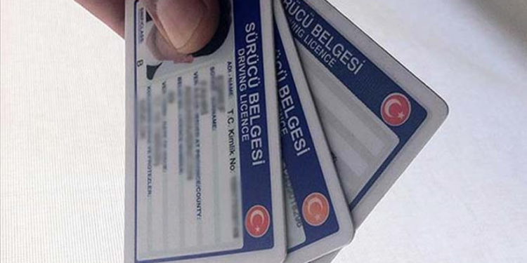 1.9 milyon ehliyet değiştirilmedi