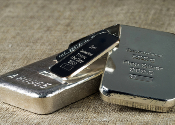 Gümüş yeniden sahnede: Kriz olmasa da korku var