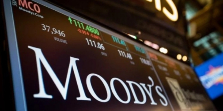 Moody’s, Fransa’nın kredi notu görünümünü negatife çevirdi