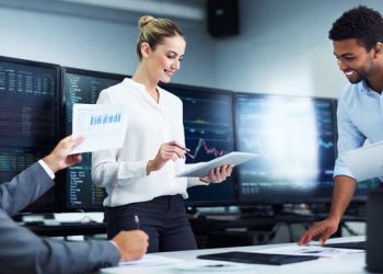 Hizmet sektöründe 3 ayda zirve yapan hisseler