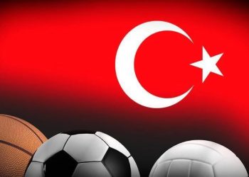 Spor camiasından düşen askeri uçak için başsağlığı mesajı