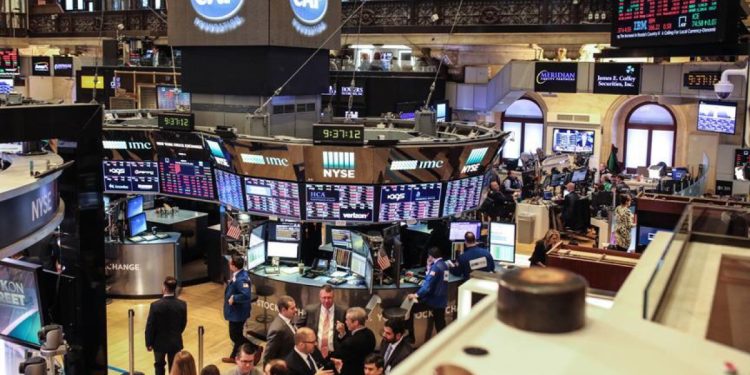 ABD borsaları Noel sonrası güne yatay seyirle başladı