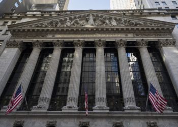 ABD borsalarına enflasyon verisi etkisi: Yükselişle açıldı