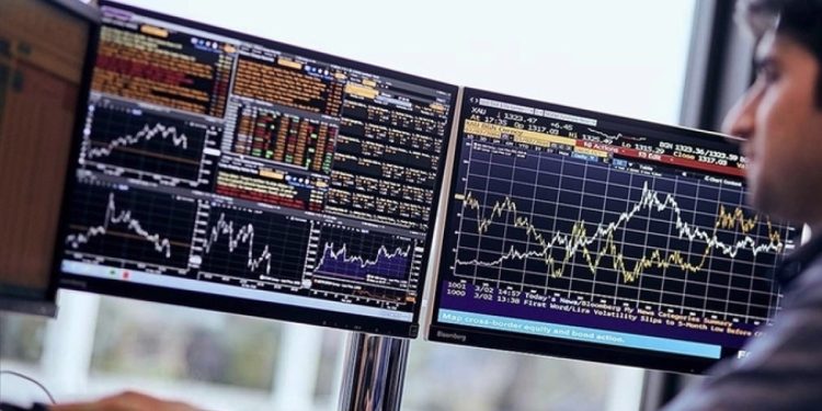 Küresel yatırım portföylerinde hisse senetleri zirvede