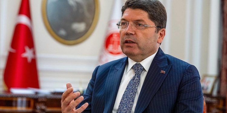 Tunç: Yasa dışı bahis ve sanal kumarda cezalar artırılacak