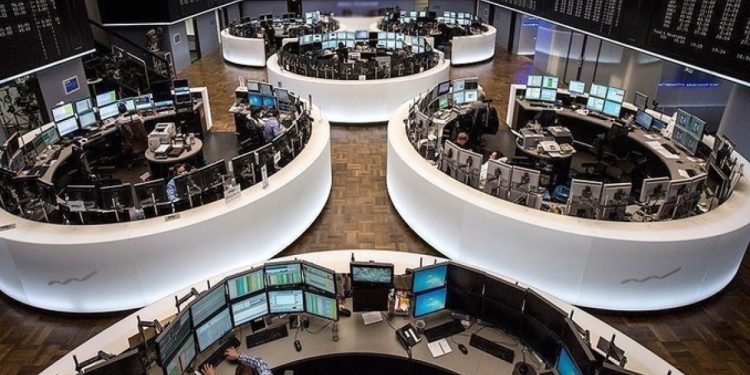 Avrupa borsaları günü negatif tamamladı