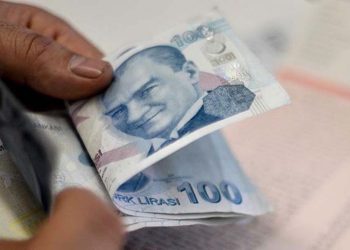 En düşük emekli maaşı komisyondan geçti