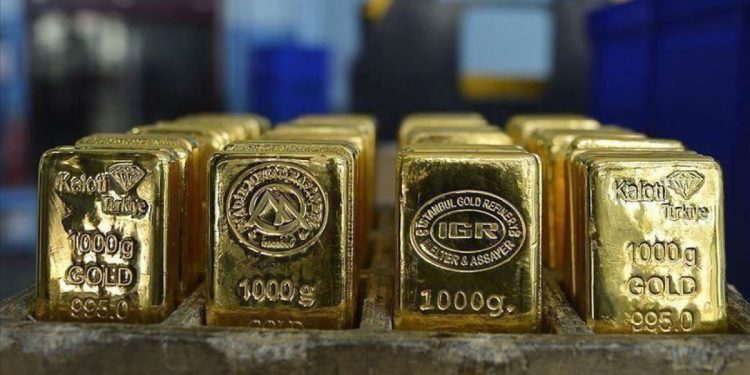 İki dev bankadan farklı altın yorumu