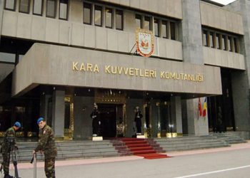 Kara Kuvvetleri’nde ihale soruşturmasında 5 kişi tutuklandı