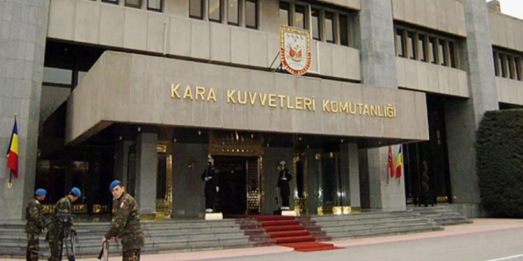 Kara Kuvvetleri’nde ihale soruşturmasında 5 kişi tutuklandı