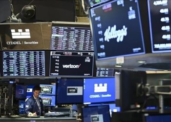 Küresel piyasalarda karışık seyir: Gözler ABD ve Davos’ta