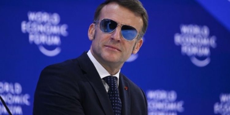 Macron’un gözlükleri hissede ralli başlattı