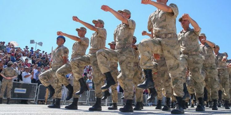 AK Parti’den askerlik sisteminde yeni düzenleme sinyali