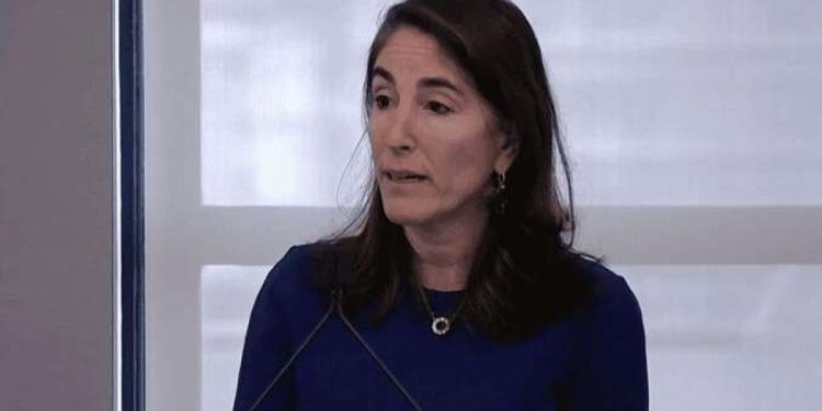 Fed yetkilisi Hammack: Faiz değişikliği için acele yok