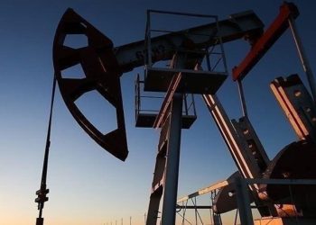 Petrol güçlü tırmanışın ardından temkinli