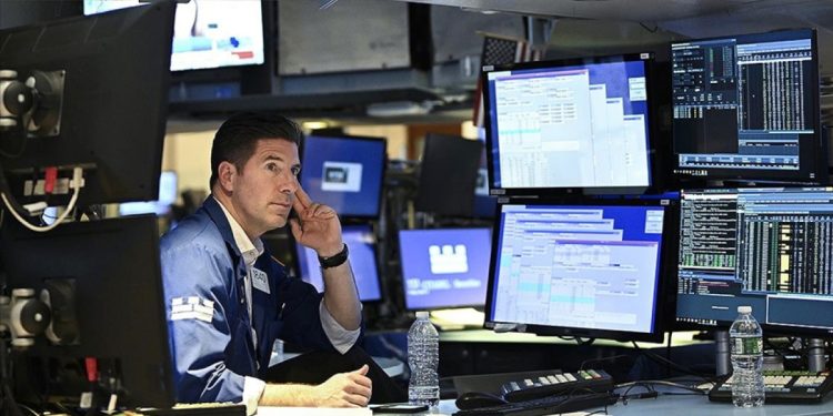 Veri fırtınası küresel piyasaları dalgalandırdı