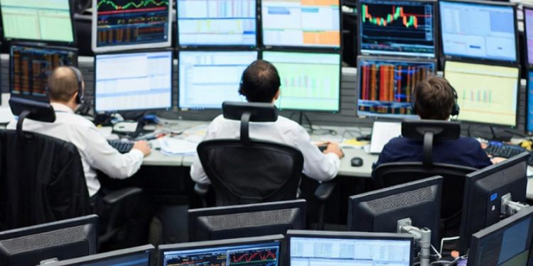 Petrol yükselirken enerji devleri borsada zayıf kaldı